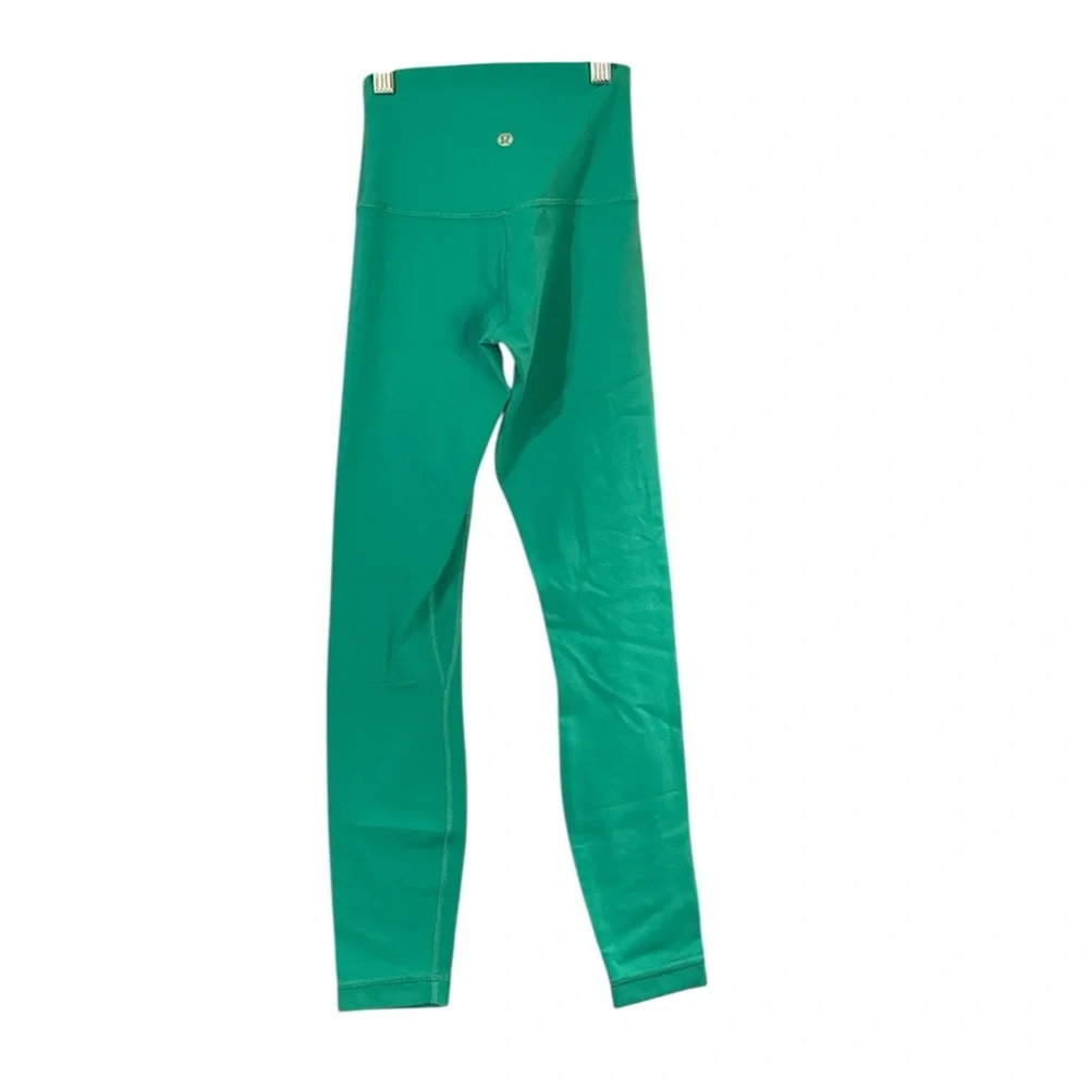 Lululemon Green Cropped Leggings - Picture 3 of 3
